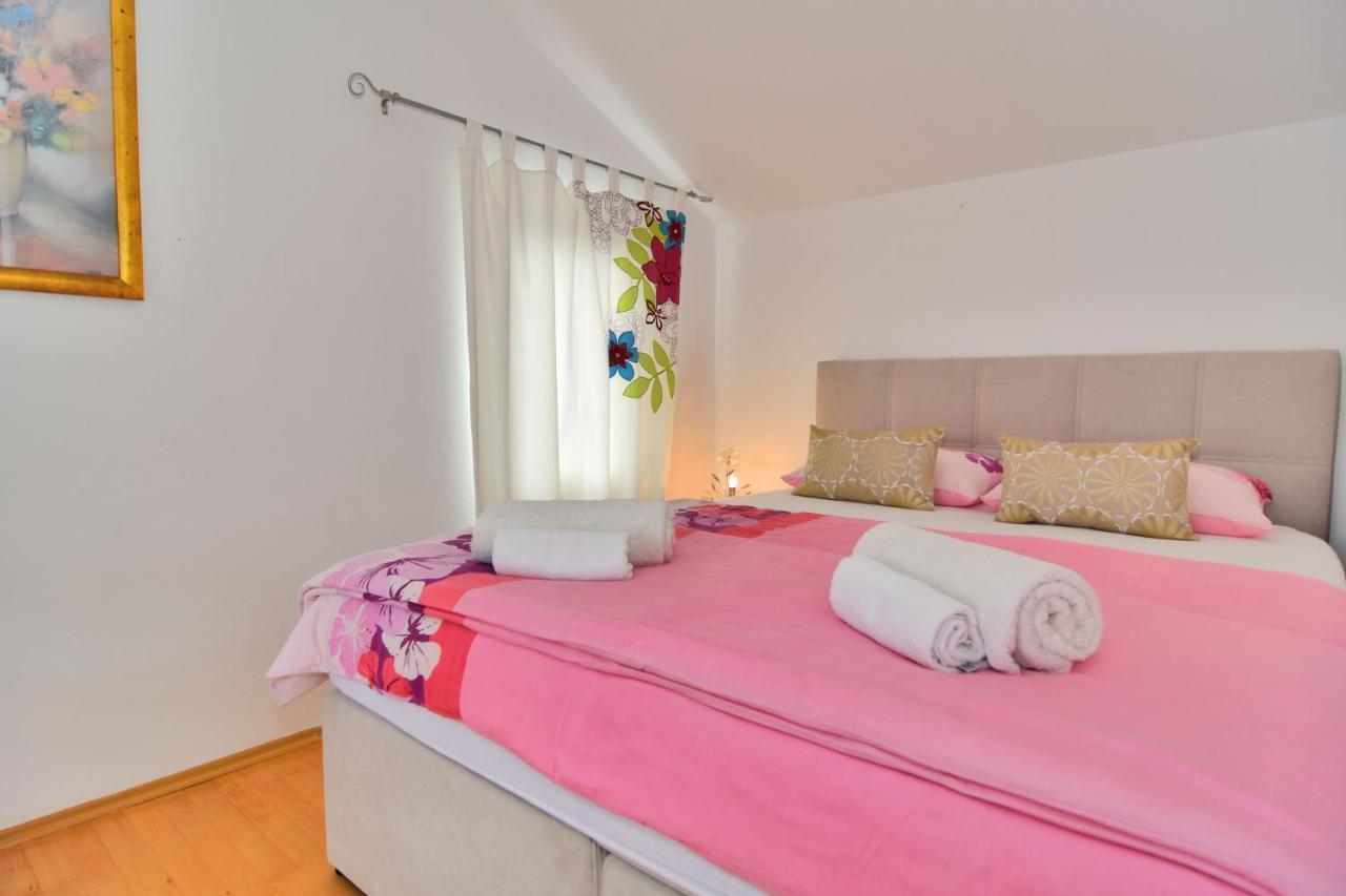 Apartments And Rooms Anika Zadar Ngoại thất bức ảnh
